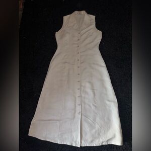 Chic Cream Sleeveless Maxi Dress